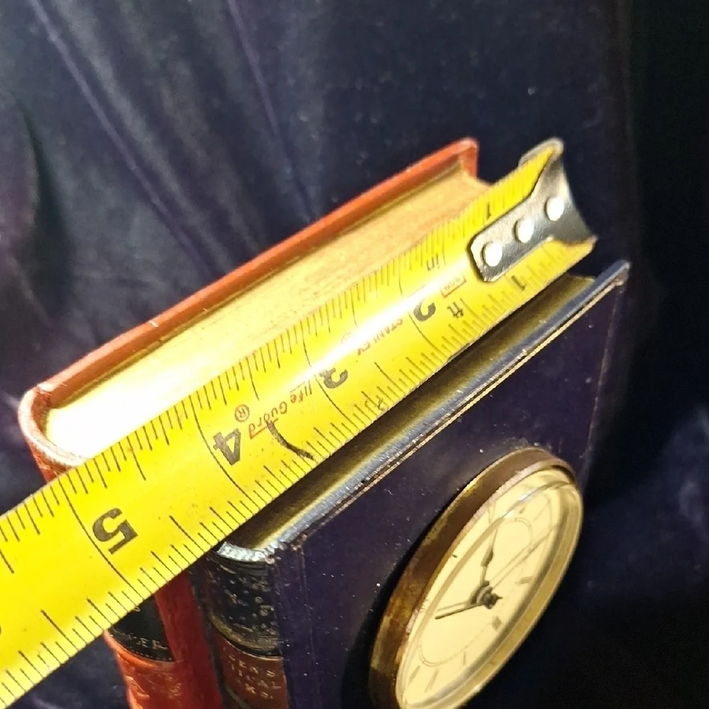 Vintage Style Faux Books Bookend Clock